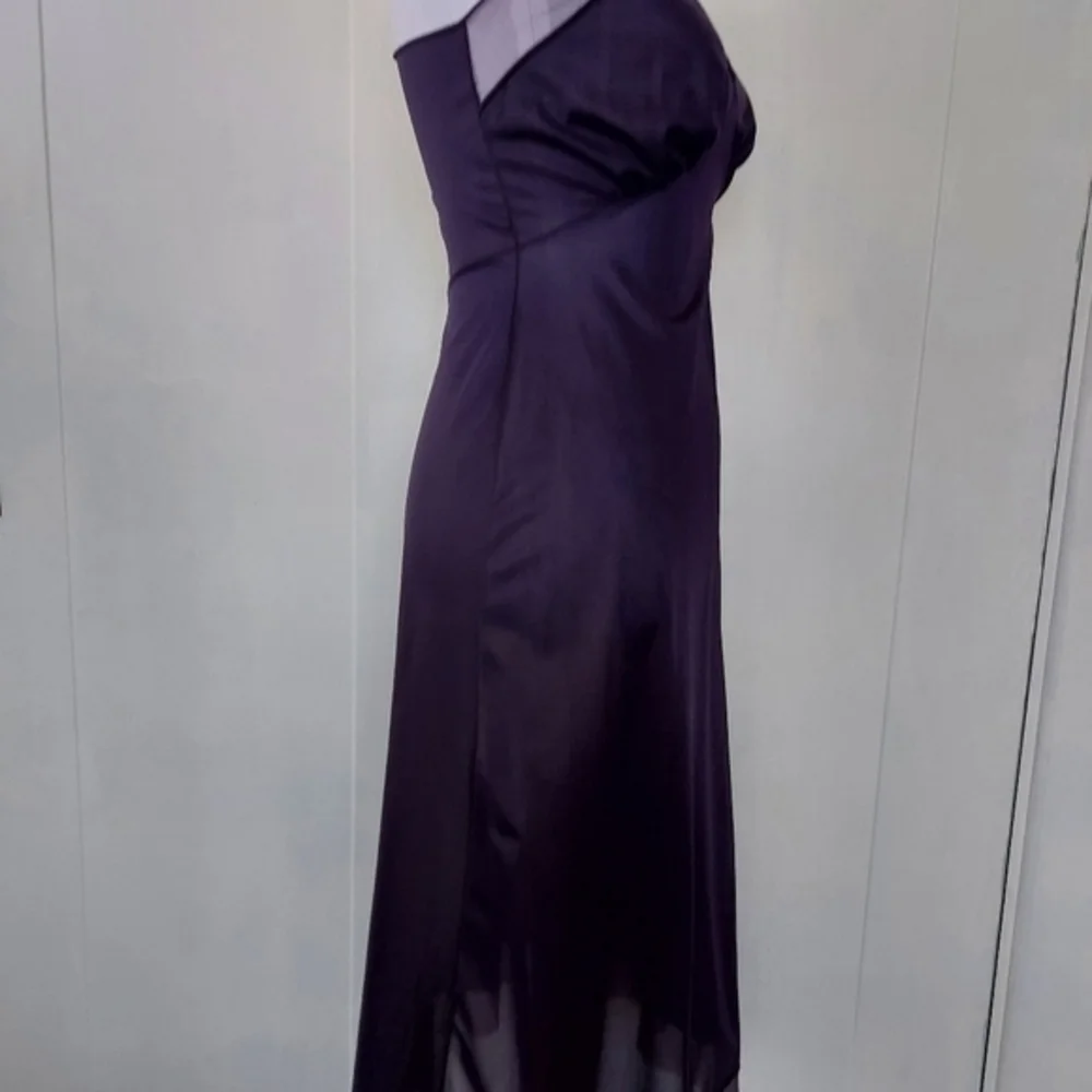 Vintage 40s Navy Blue Vanity Fair Nylon Slip Dress‎